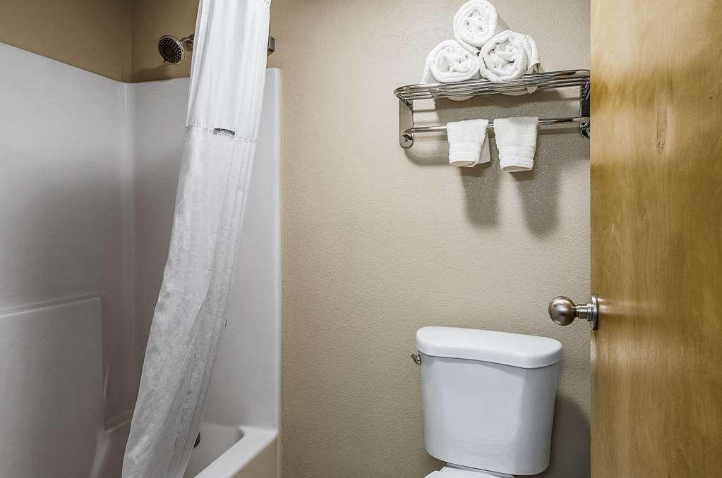La Casa Inn & Suites - Middleboro Room photo