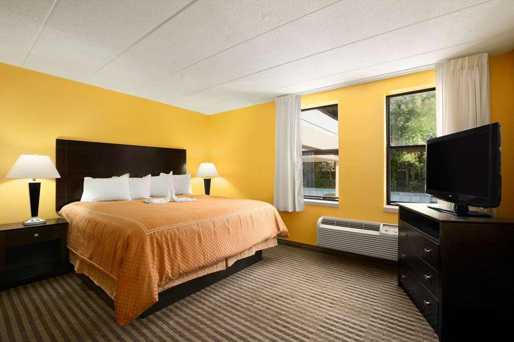 La Casa Inn & Suites - Middleboro Room photo